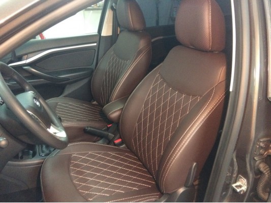 Авточехлы на Lada Vesta