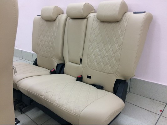 Авточехлы на Mitsubishi Outlander 3