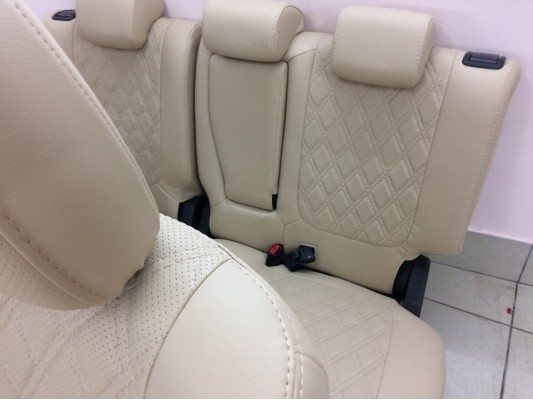 Авточехлы на Mitsubishi Outlander 3