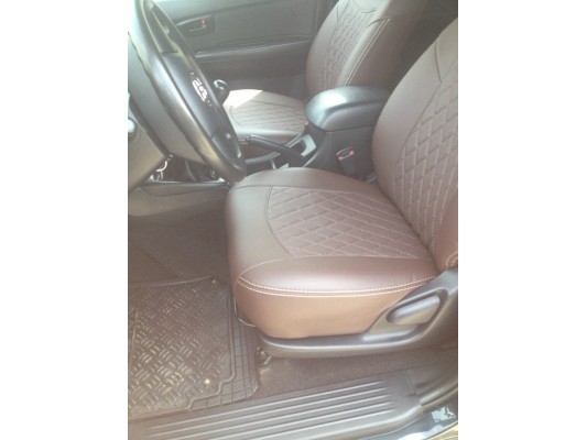 Авточехлы на Toyota Hilux